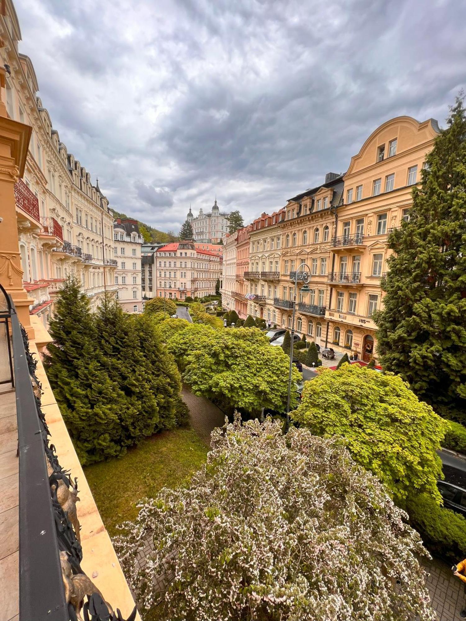 Jurincom apartments Sadová Karlovy Vary Exterior foto